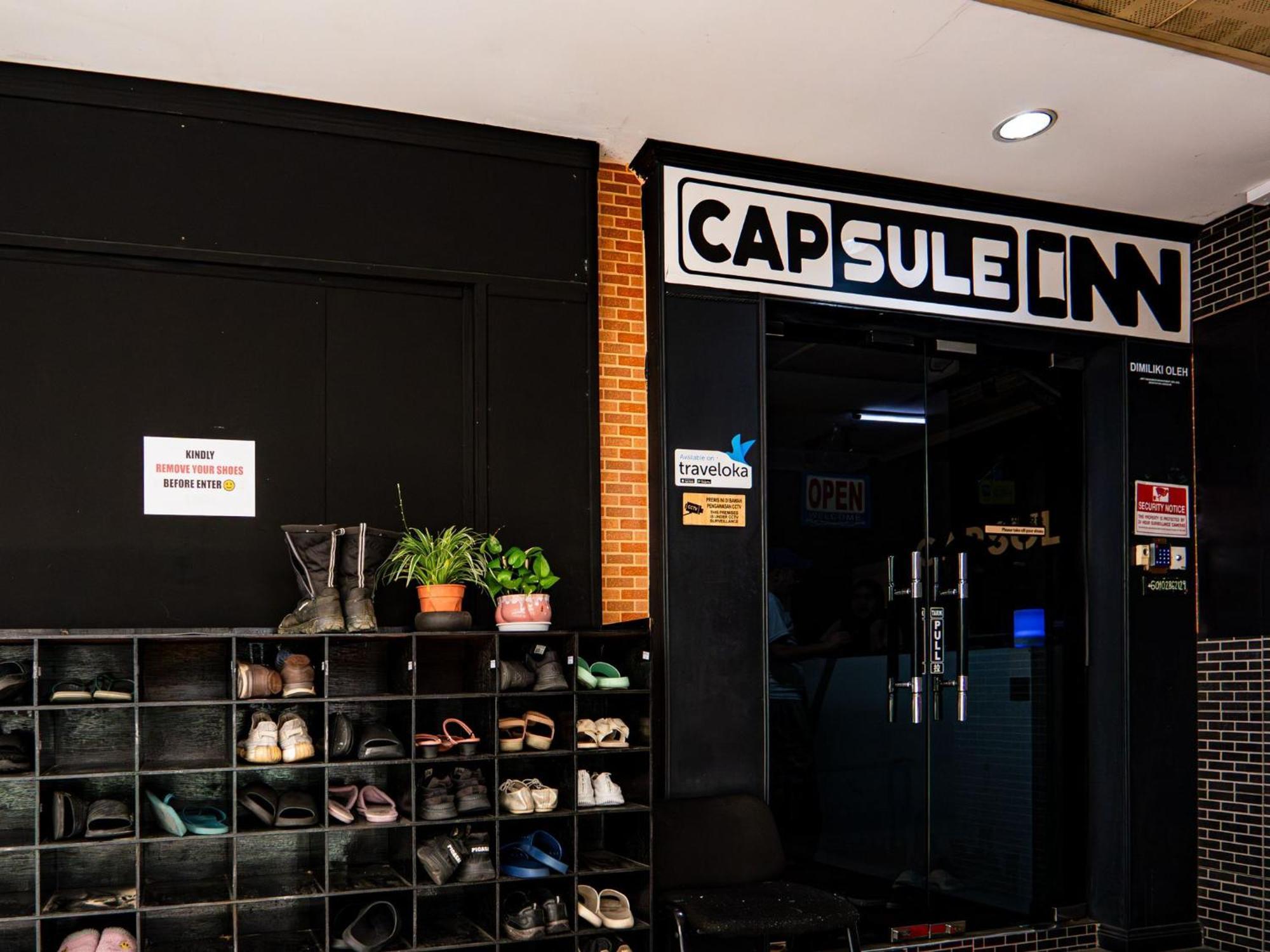 Capsule Inn Kota Kinabalu Esterno foto